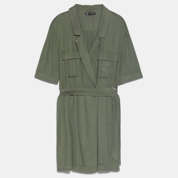 Zara Dress with Pockets - Picture 2 of 4